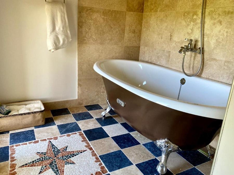 La Reserve Du Chateau De Roques Puisseguin Екстериор снимка